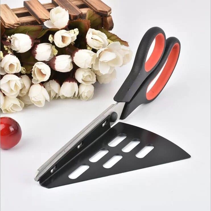 مقص بيتزا بالحامل