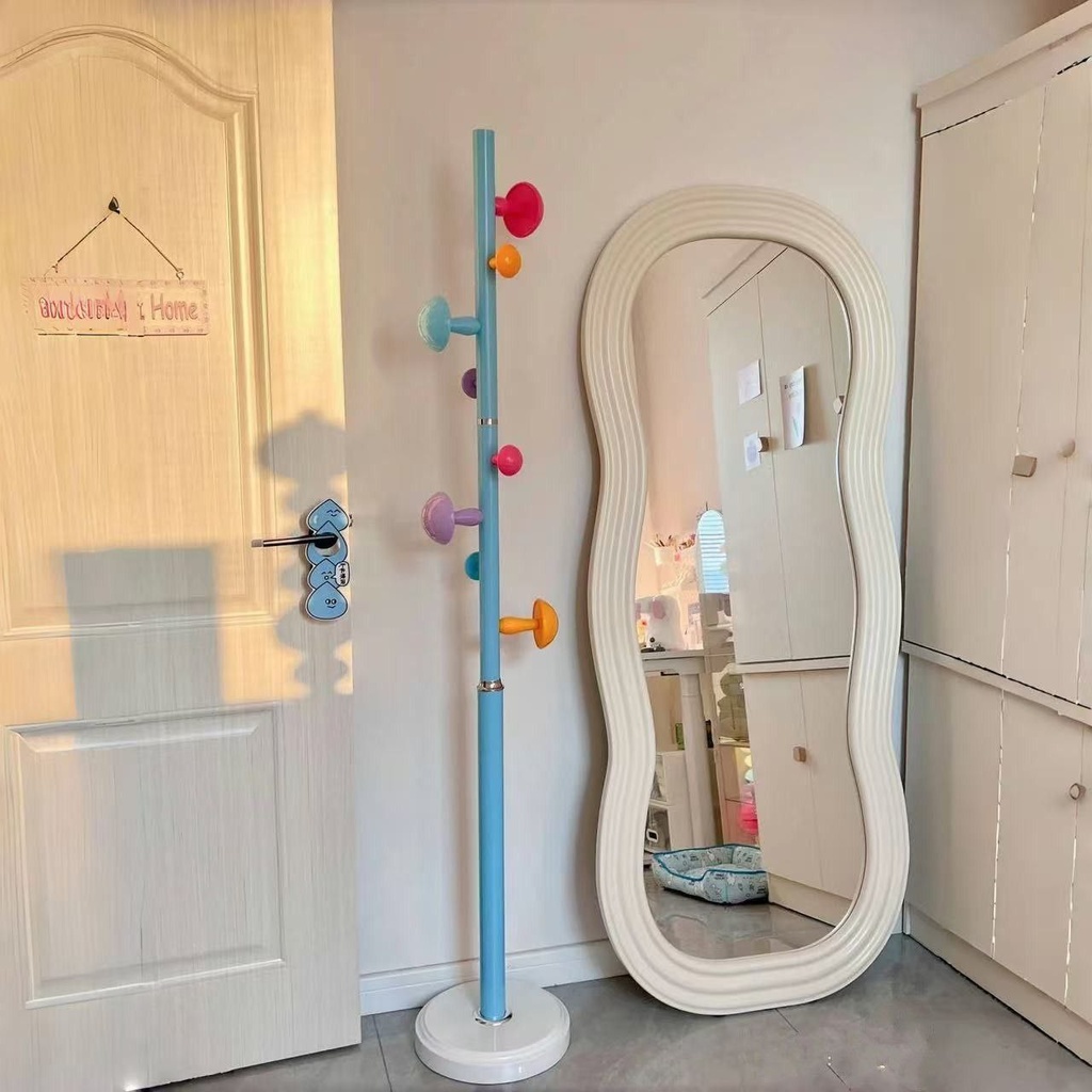 شماعة ملابس بتصميم مشروم لغرف نوم الأطفال