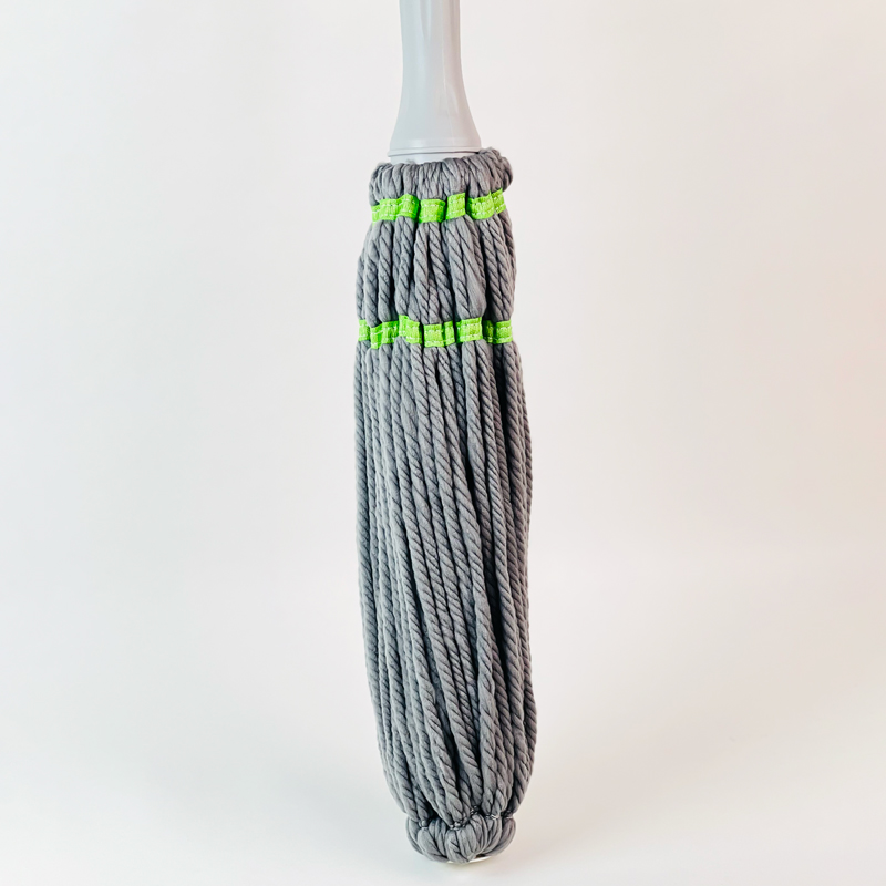 مساحة شرشوبة لتنظيف الارضيات والباركيه والسيراميك ذاتية العصر