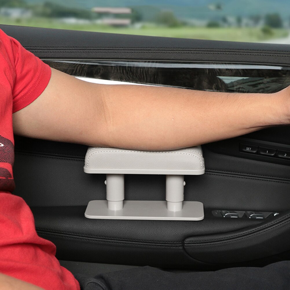 مسند يد للسيارة للراحة اثناء القيادة