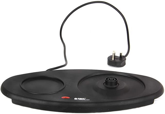 غلايه مع ابريق شاي