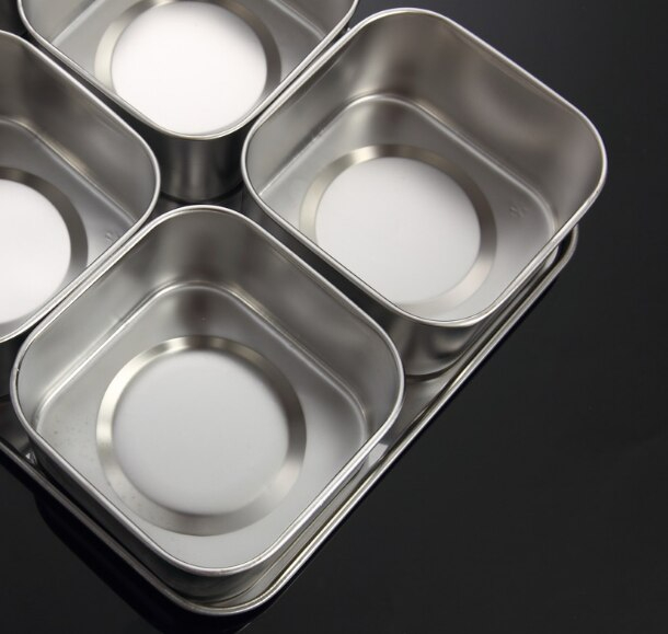 صينية استانليس ستيل بغطاء وثمانية اطباق للتسالي والمكسرات والتوابل والفاكهة المجففة