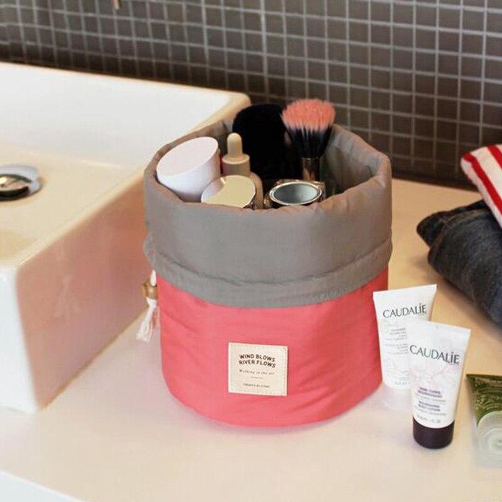 منظم شنطة بجيوب داخلية للمكياج وأدوات العناية بالشعر والبشرة برباط للغلق المحكم وتر بروف