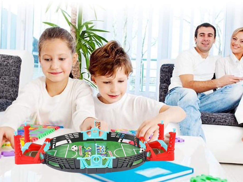 لعبة ملعب كرة القدم تفاعلية مصممة لفردين عبارة عن ملعب كرة قدم و6 قطع من الكرة للاطفال والكبار