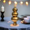 تمرية ذهبي 3 دور بقاعدة لحمل وتقديم التمر والمكسرات والشوكولاتة والكاندي بغطاء مزين بهلال رمضان