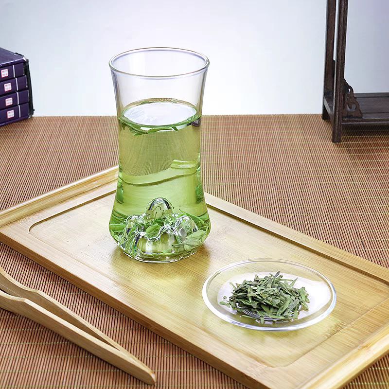 كوباية زجاج بجبل جليدي ثري دي من الداخل لشرب وتقديم العصائر والمشروبات الغازية 280 ملي