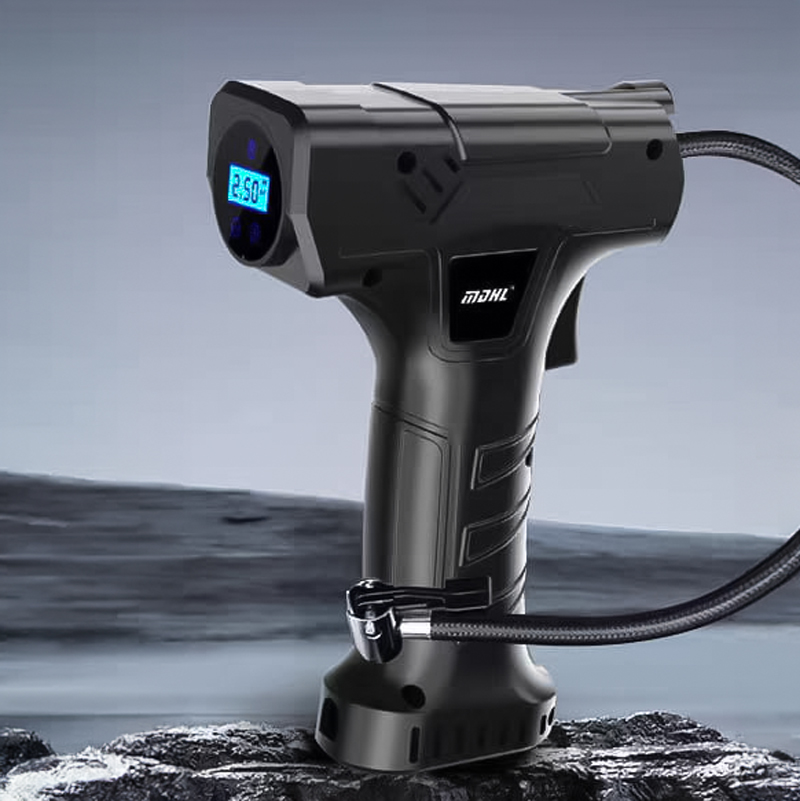 منفاخ لإطارات السيارات والدراجات النارية بعداد ديجيتال بضوء ليد قابل للشحن