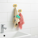 طقم هوك 2 قطعة لتعليق الكابات والاكسسوارات مزين بكلمه هاي