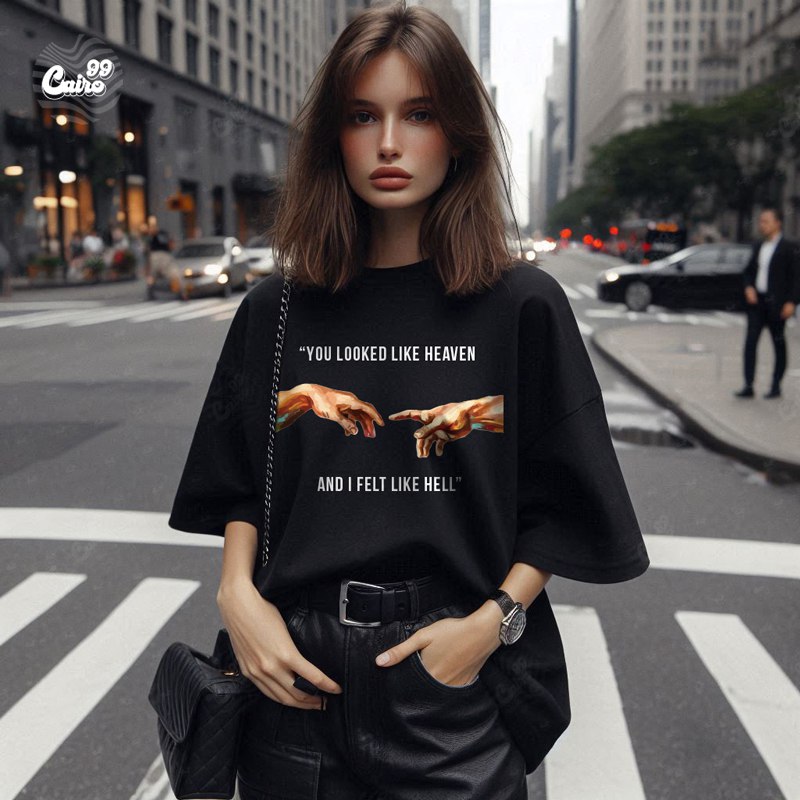 You Looked Like Heaven تيشيرت اوفر سايز قطن باللون الاسود للنساء