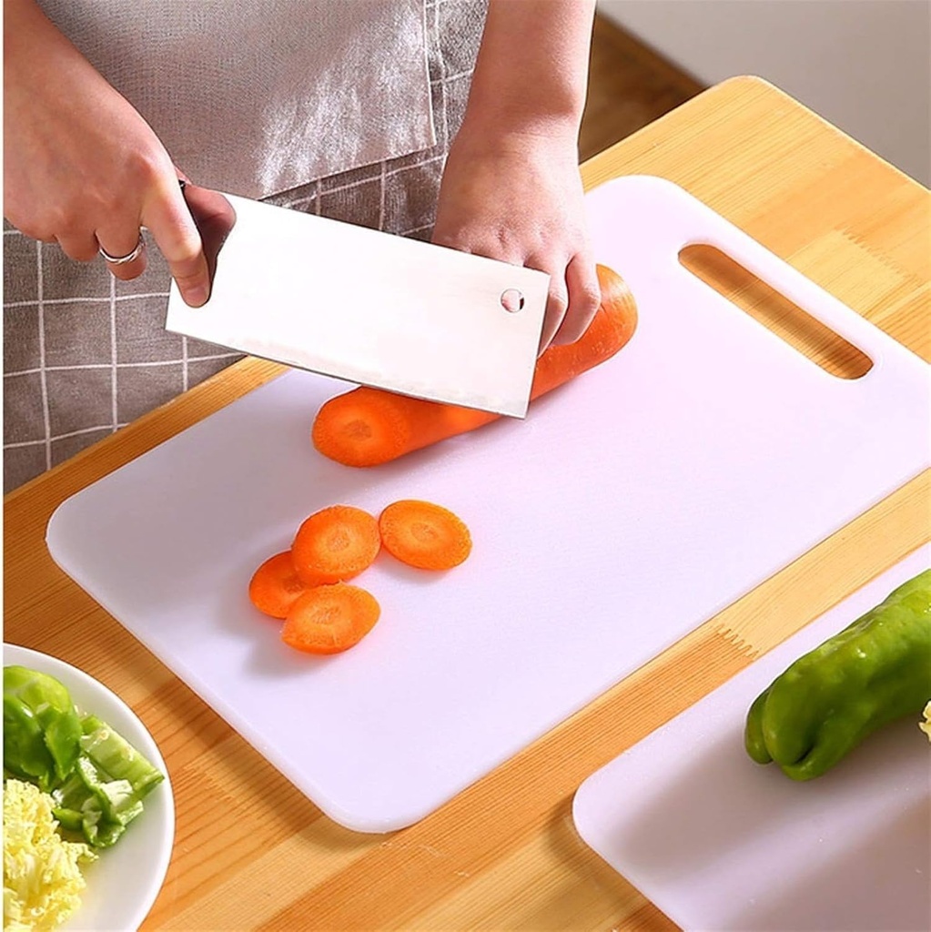 لوح تقطيع بلاستيكي للخضروات واللحوم غير قابل للانزلاق