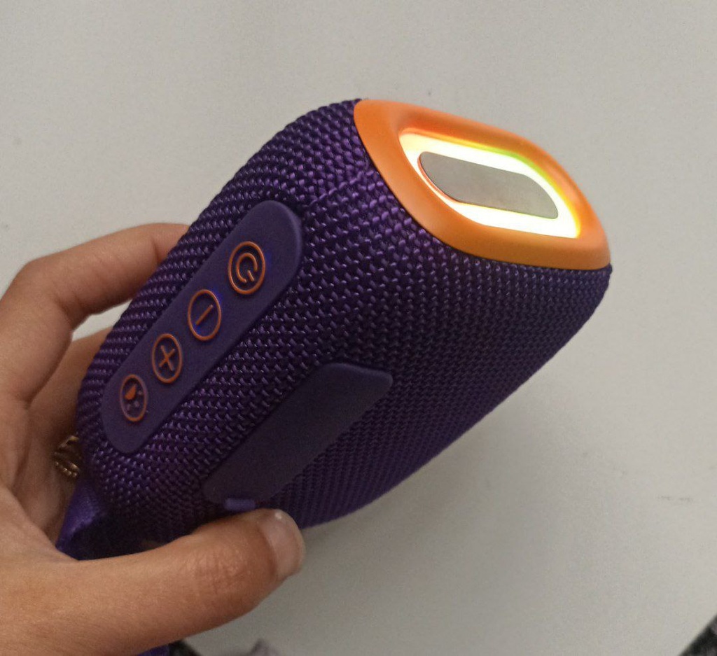 سبيكر ميني لاسلكي مع إضاءة آر جي بي 1200 مللي أمبير