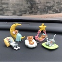 طقم إكسسوارت  5 قطع بتصميم توم و جيري لتزين تابلوه السيارة والمكتب