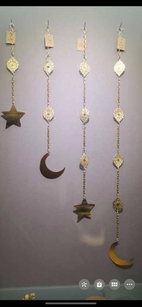 دلاية رمضانية هلال ونجوم ذهبية 4 قطع من المعدن