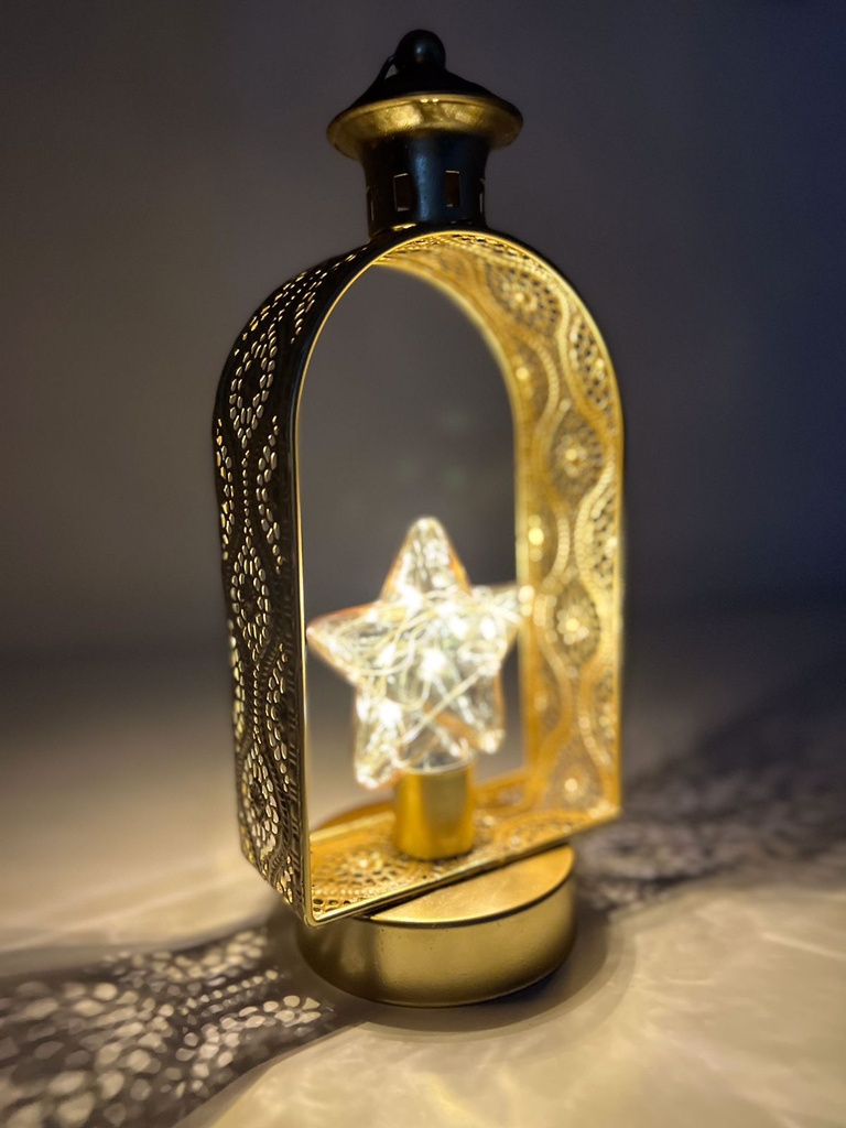 فانوس رمضاني شباك ذهبي بنجمة مضيئة
