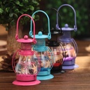 شمع معطر في فانوس معدن لديكور البيت وإضافة اجواء هادئة ورومانسية