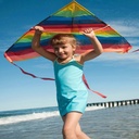 لعبة الطائرات الورقية للاستمتاع واللعب علي الشواطئ باشكال كرتونية مميزة