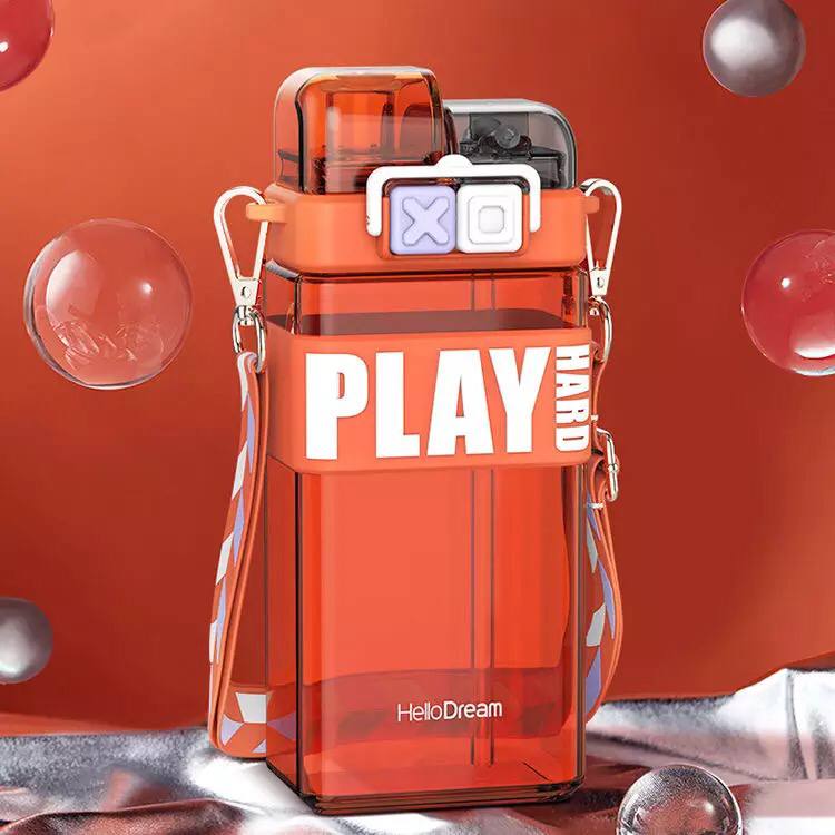 XO Play Flask with 2 Drinking Options 520 ml