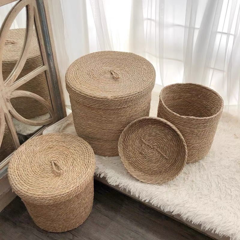 طقم سلال خوص 3 قطع احجام مختلفة للدريسنج والليفنج بغطاء للحفاظ علي المحتويات من الأتربة