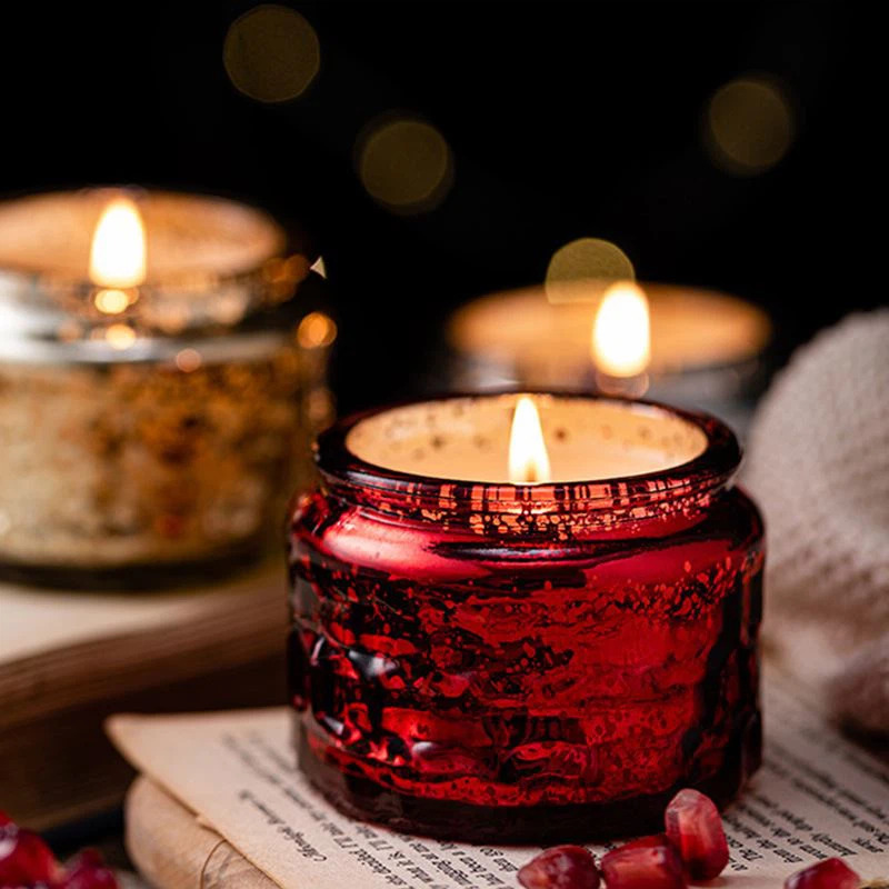 شمع معطر في برطمان زجاج منقوش بغطاء لديكور البيت وإضافة اجواء هادئة ورومانسية