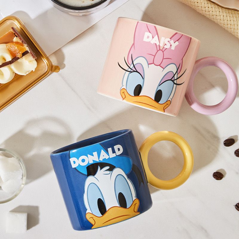 مج زيزي 250 بورسلين بيد لشرب وتقديم النسكافية والكابتشينو والاتية للضيوف بشكل شيك