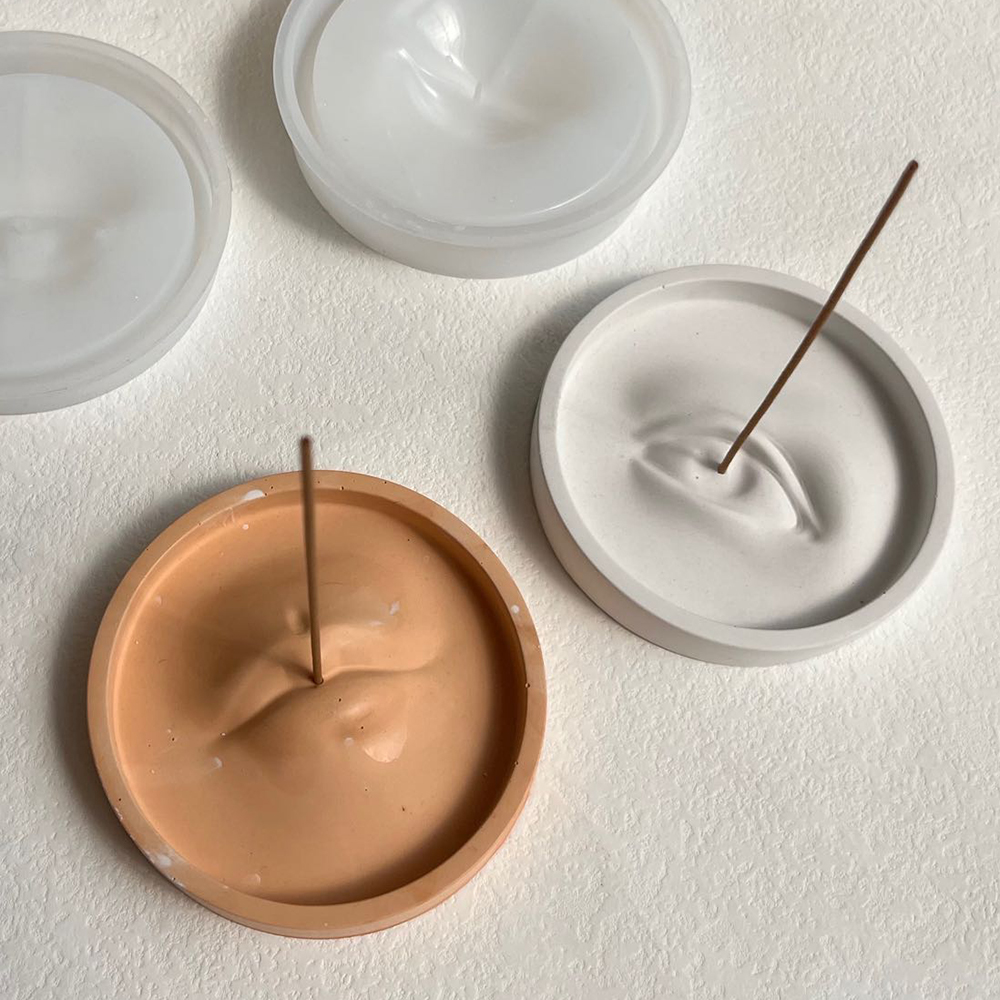 حامل عيدان البخور شكل شفاه هاند ميد من الجبس