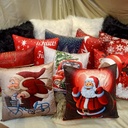 اكياس مخدات ديكورية بأشكال الكريسماس لإضفاء أجواء إحتفالية