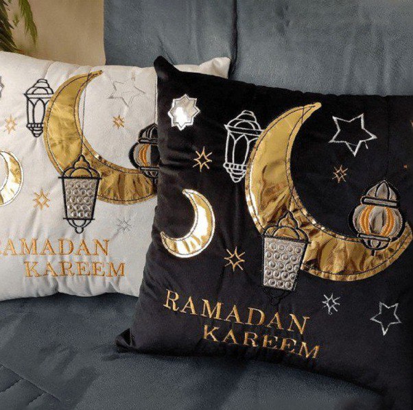 اكياس مخدات رمضان كريم قطيفة بسوستة لتجديد ديكور البيت