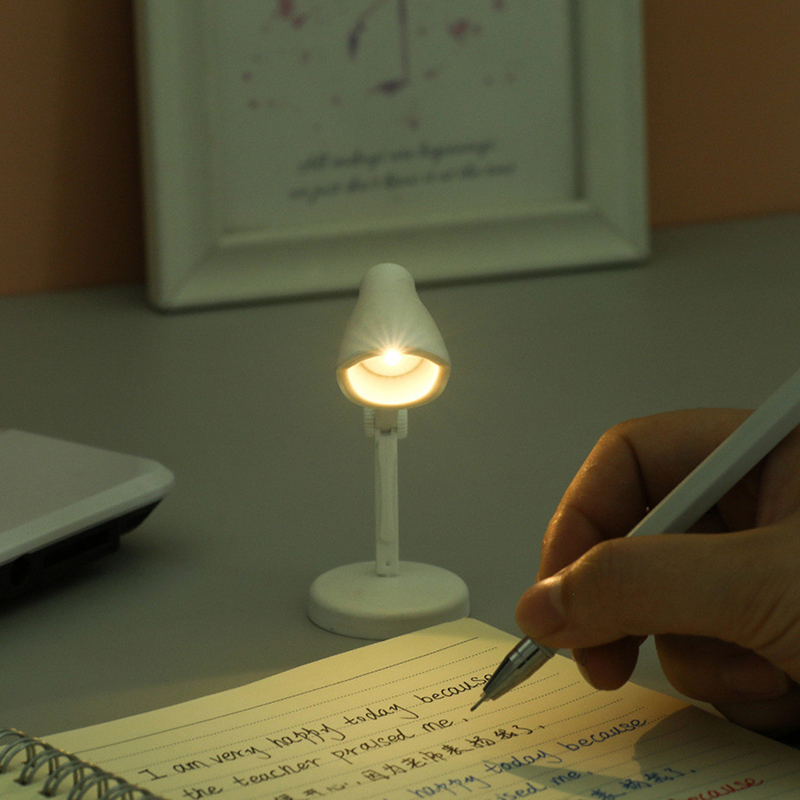 اباجورة ومصباح مكتب ميني مرن للتحكم في زاوية الضوء وقت القراءة والمذاكرة بلزق دبل فيس قوي للتثبيت علي الحائط